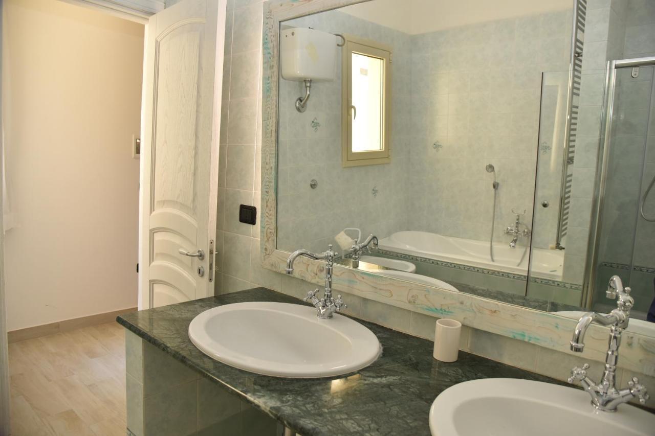Ai Raggi Di Sole Bed and Breakfast Lecce Buitenkant foto
