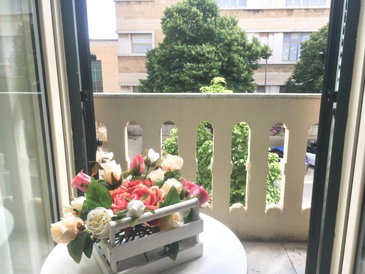 Ai Raggi Di Sole Bed and Breakfast Lecce Buitenkant foto