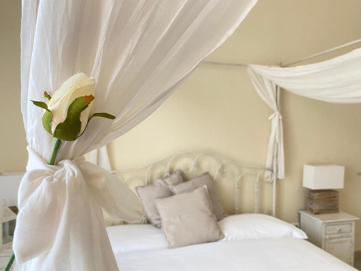 Ai Raggi Di Sole Bed and Breakfast Lecce Buitenkant foto