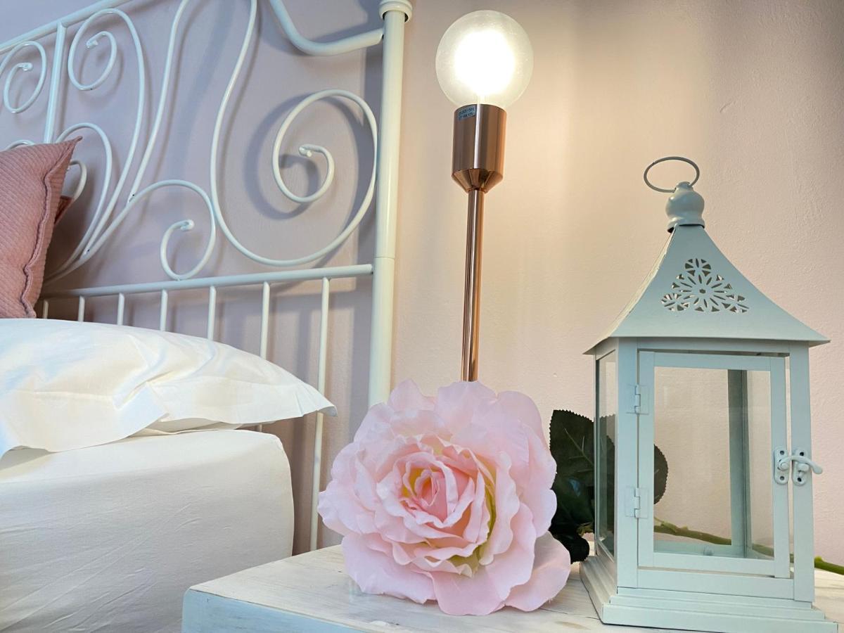 Ai Raggi Di Sole Bed and Breakfast Lecce Buitenkant foto